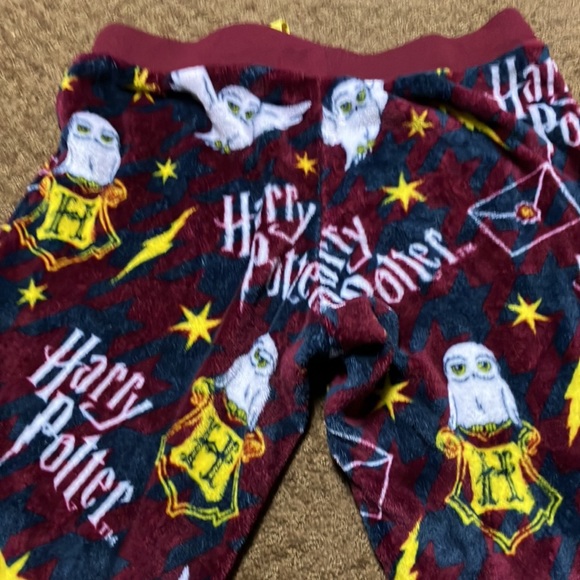 Harry Potter Medium pants sleepwear; they could be lounge pants soft comfy EUC - Picture 6 of 8